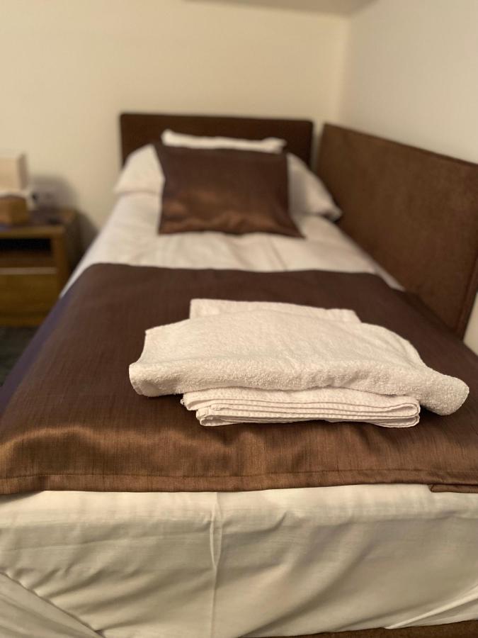 Bed and Breakfast A Fogado à Bicske Extérieur photo