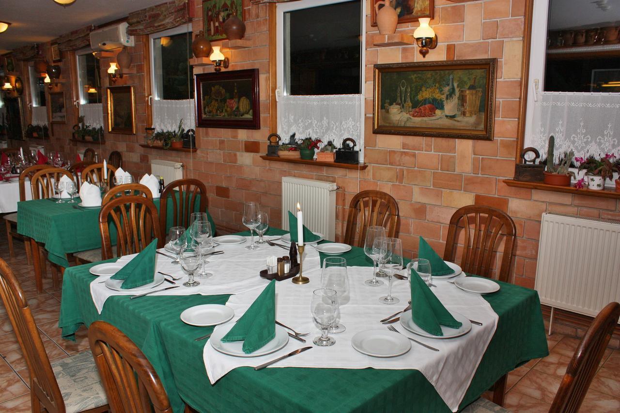 Bed and Breakfast A Fogado à Bicske Extérieur photo