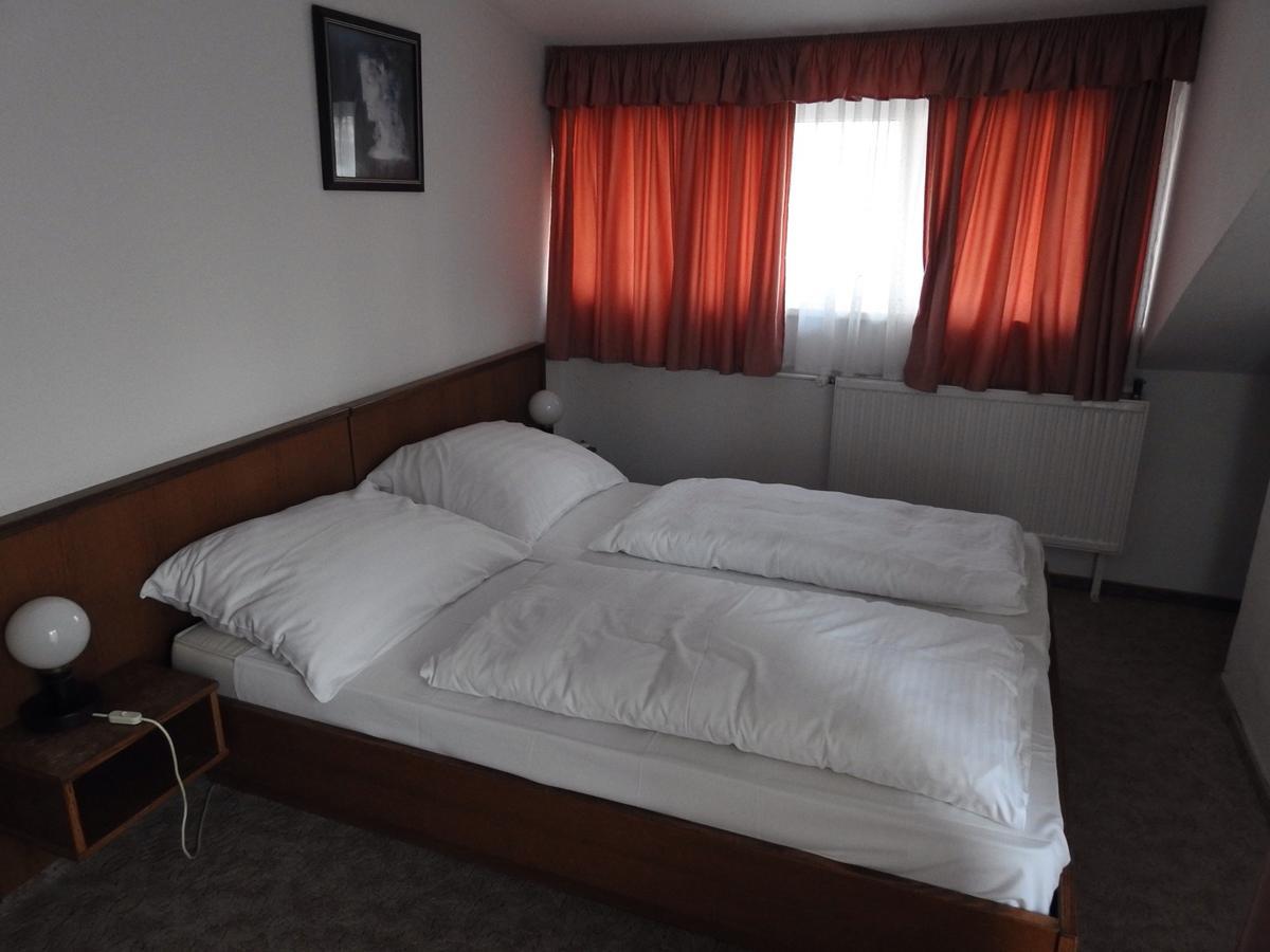 Bed and Breakfast A Fogado à Bicske Extérieur photo